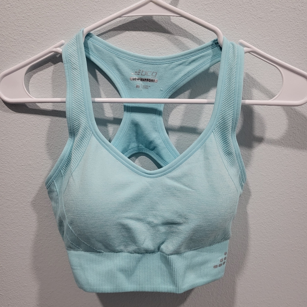 🔥4/$20 (Bundle with other 4/$20) NWOT BCG Blue Sports Bra